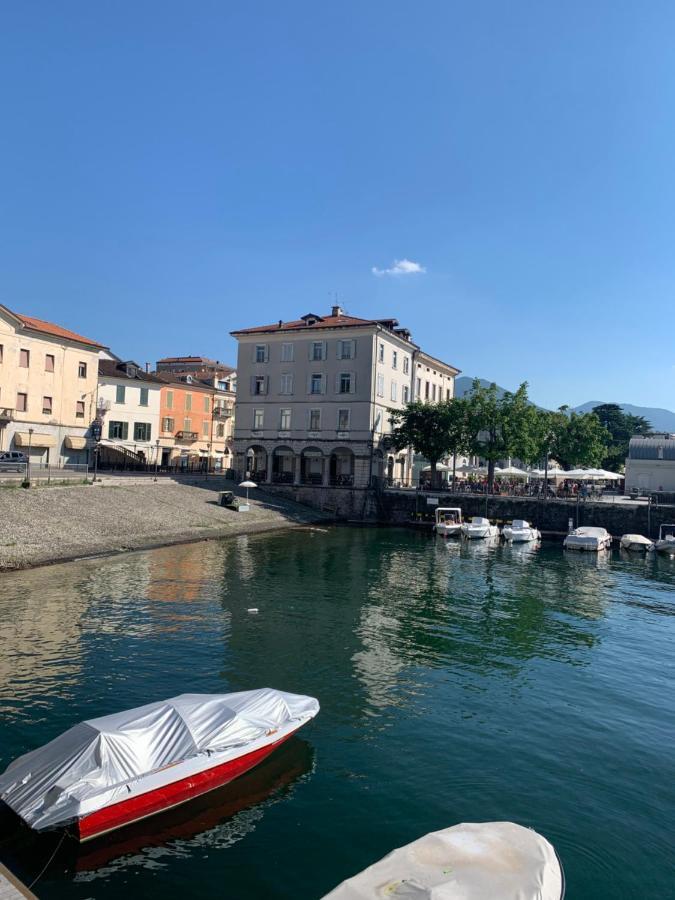 Palazzo Clerici Apartment Луино Екстериор снимка