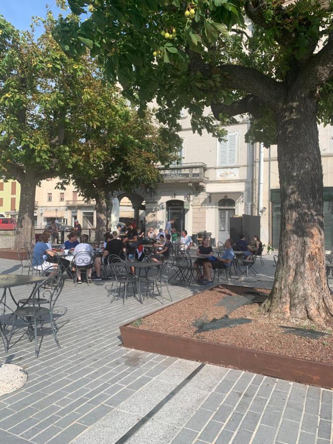 Palazzo Clerici Apartment Луино Екстериор снимка