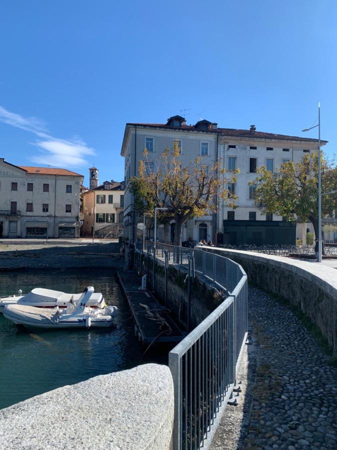 Palazzo Clerici Apartment Луино Екстериор снимка