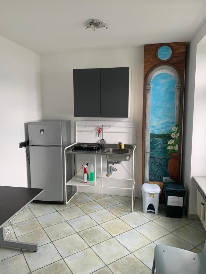 Palazzo Clerici Apartment Луино Екстериор снимка