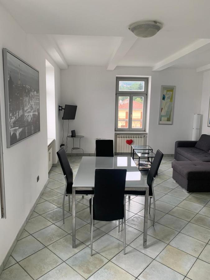 Palazzo Clerici Apartment Луино Екстериор снимка